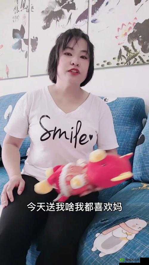 鐜╁伓濮愬+绯栧績 vlog:记录生活的点滴